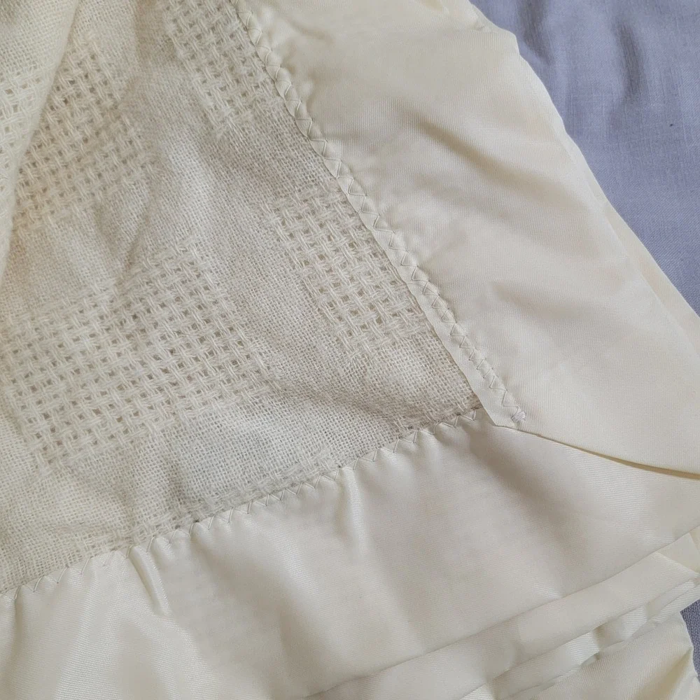 VTG Faribo Faribault Woolen Mill Co 100% Pure Wool Blanket Butter Yellow 90X105